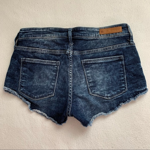 Dark Denim H&M Hot Short Shorts - Picture 2 of 3